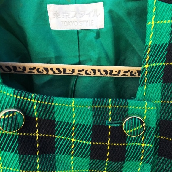 Tokyo Style cropped plaid suit jacket - Picture 2 of 4